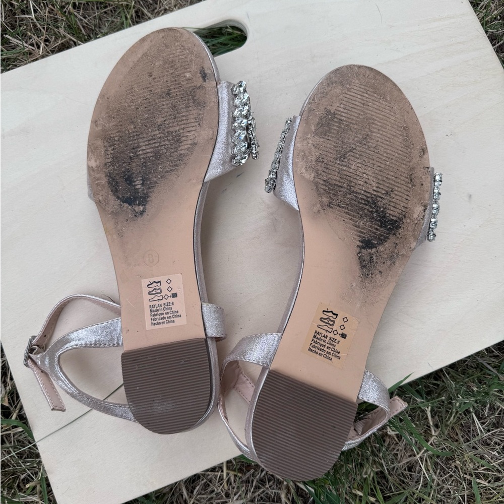 David’s Bridal Studio Rhinestone Sandals - Picture 4 of 4